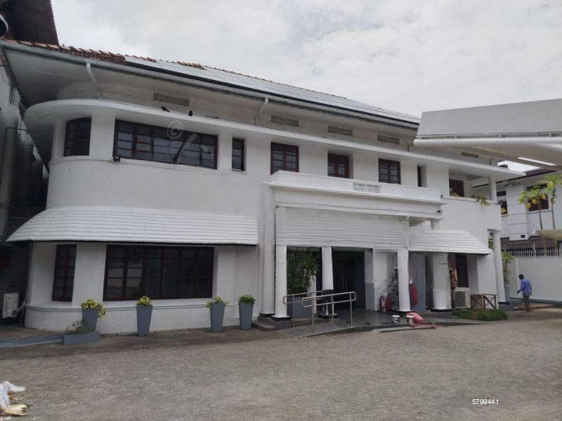 3 Storied Commercial Building for Rent in Colombo 07 for Rs.5.25 million