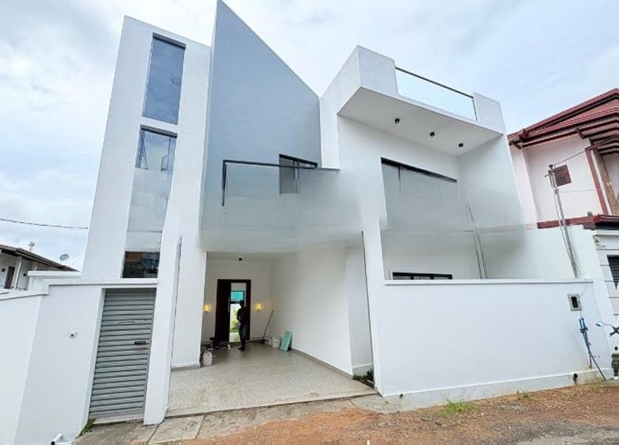 Brand New Super House for Sale in Athurugiriya