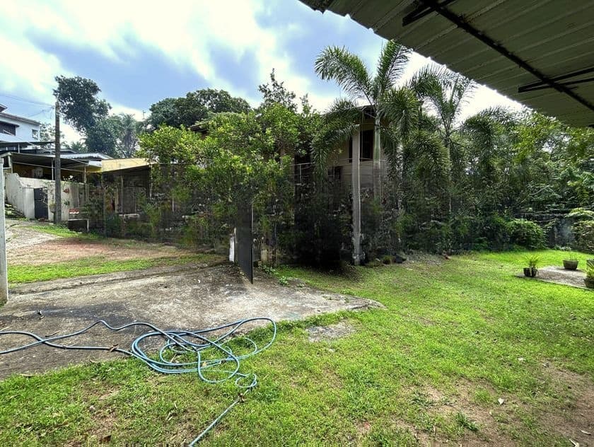 Land in Kottawa Siddamulla -20 Feet Access And Walking Distance 255 Rd