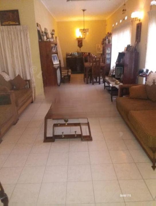 15 perches land with house for sale in Colombo 5 for Rs. 14.50 million (per perch)