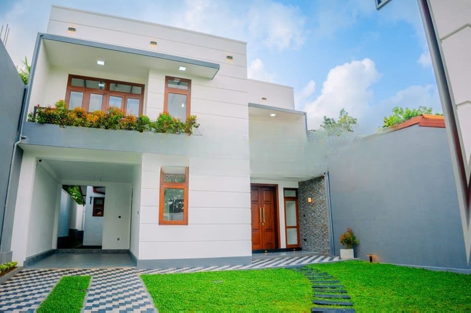 (PH999) Two Storey Luxury House for Sale in Piliyandala