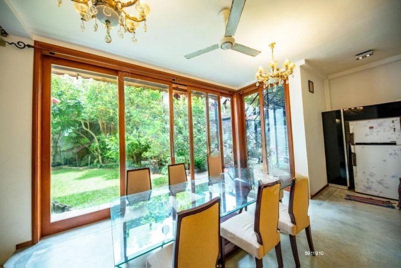 6 Bedroom Modern Luxury house for sale in Nugegoda for Rs. 143 million (nearest offer)