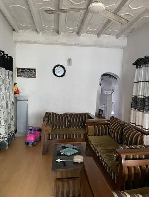 Two Storey House for Sale Rajagiriya Ds1435