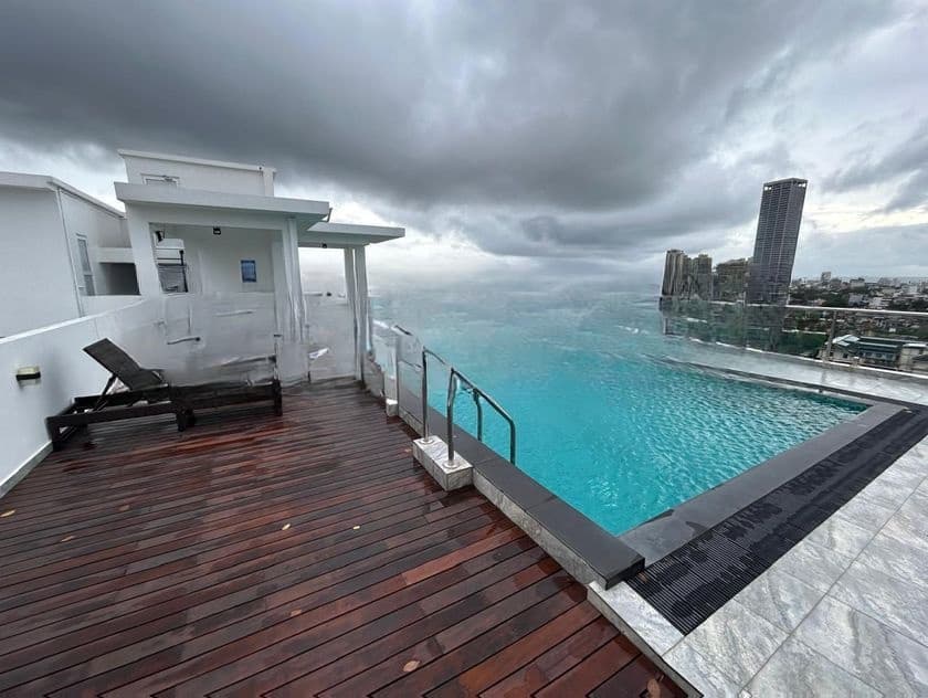 3BR Luxury Apartment-Colombo 5