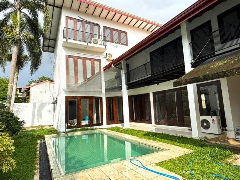 Luxury House with Swimming Pool for Rent – Thalawathugoda