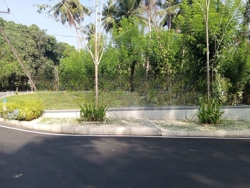 Land In Yakkala Town