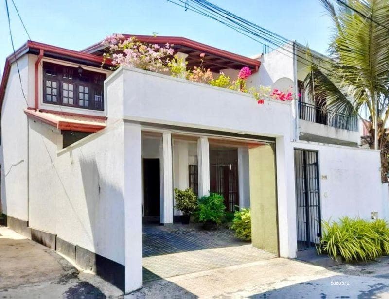 (SE1619)🏡✨ Modern 2-Story House for Sale – Prime Kalubowila Location! 🌟