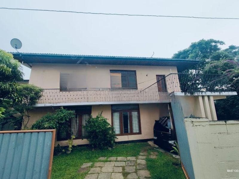 08 Bedroom Unfurnished 02 Storied House for Sale in Colombo 05 (A3388)