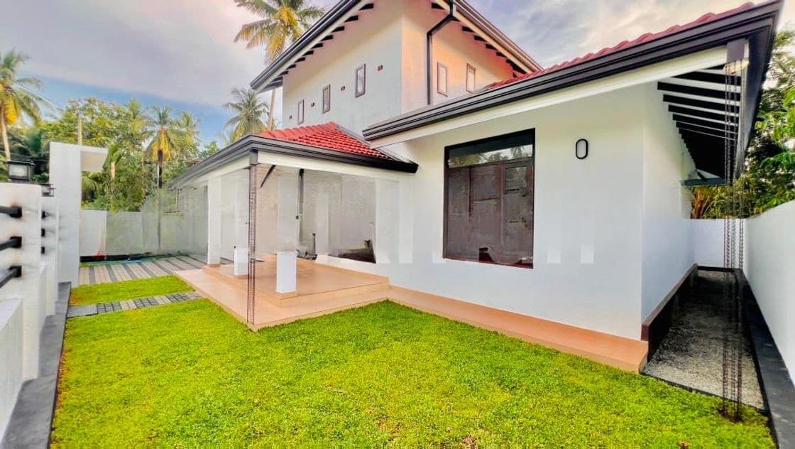 Newly Built Luxury Single Storey House Sale in Negombo
