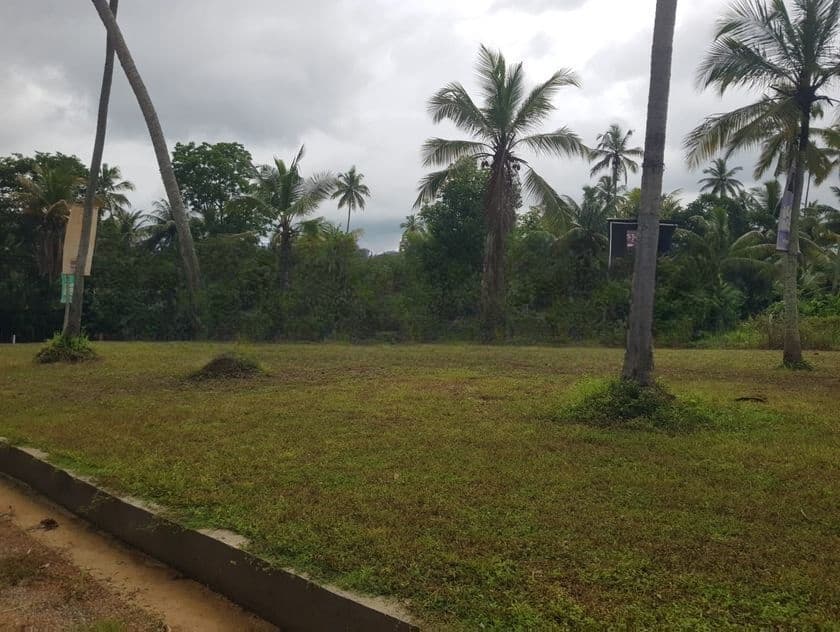 Land in Kuliyapitiya
