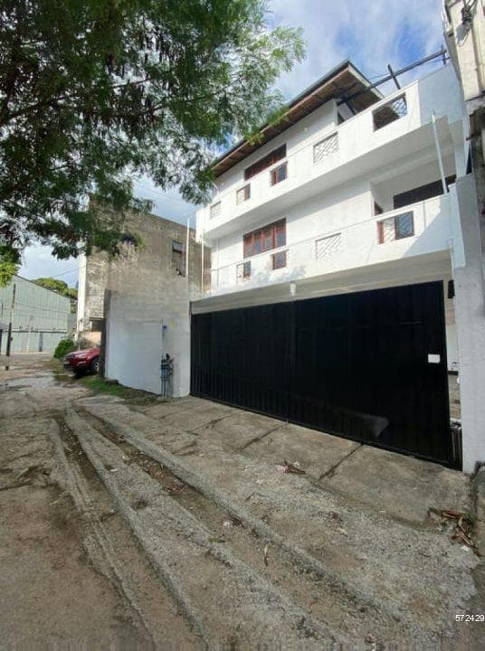 Commercial Property for Rent in Colombo 05 (A3944)- RENTED