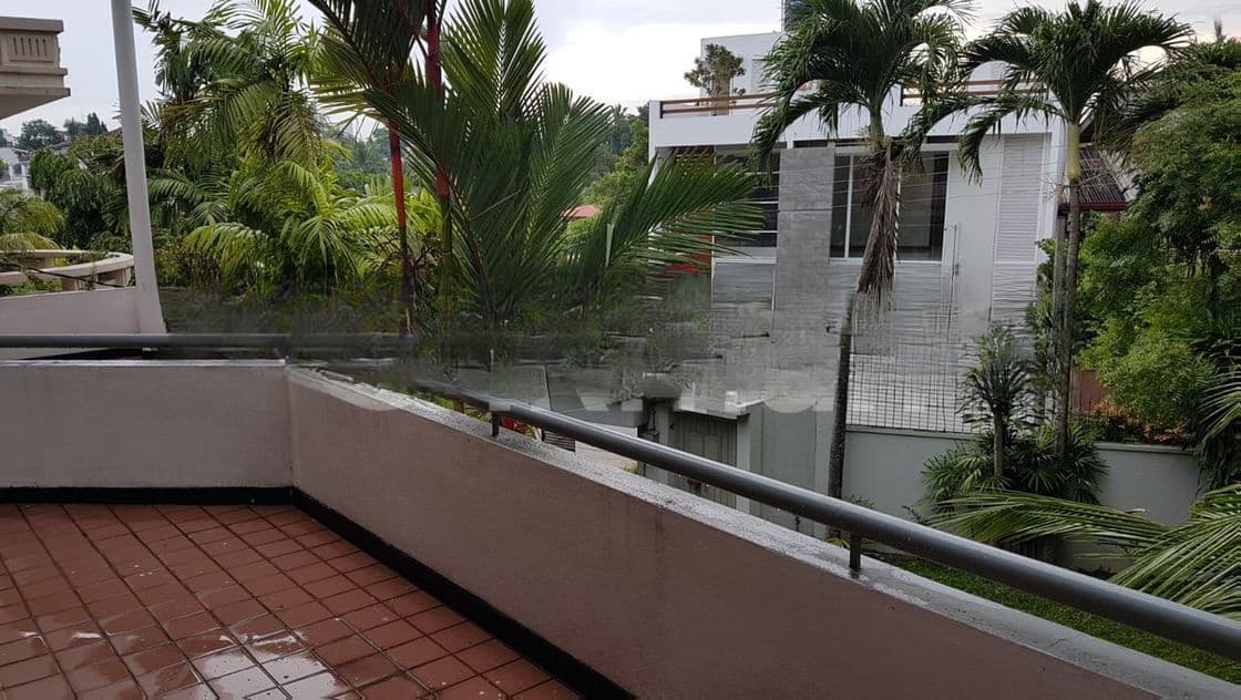Unfurnished Luxurious Apartment Dehiwalas