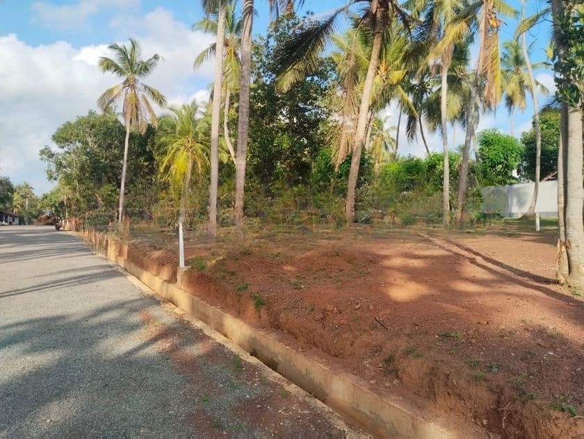 Land for Sale in Dankotuwa