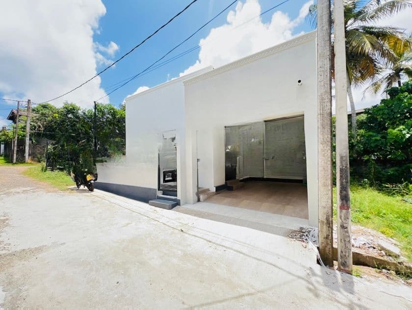 Strong Structure Brand New House Sale Malabe