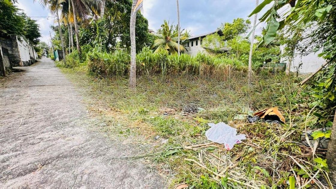 Residential Land For Sale Kadawatha
