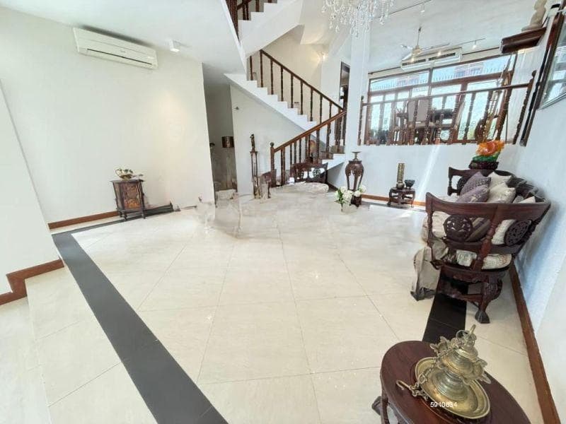 4 Bedroom House for Sale in Bolgoda, Moratuwa | LKR 80,000,000 (EM143RN)