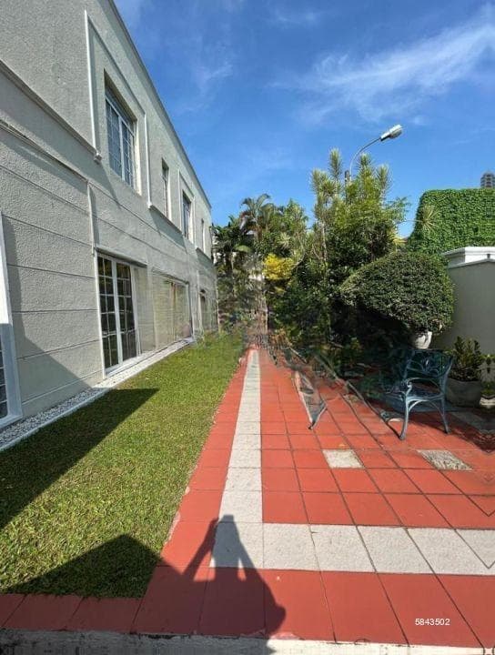 ■ Barnes Place ■ 07BR House For Sale ■ (NK107088)