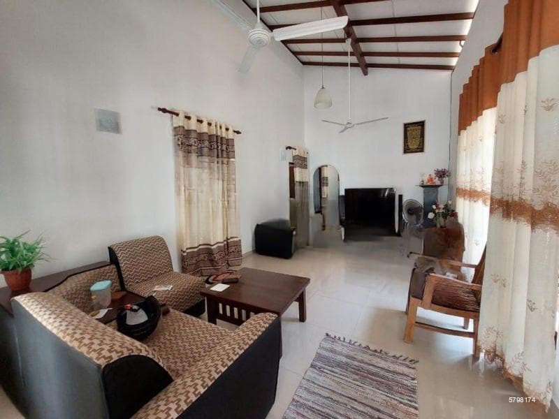 Charming House for Sale – Wickramasinghe Pura, Battaramulla!