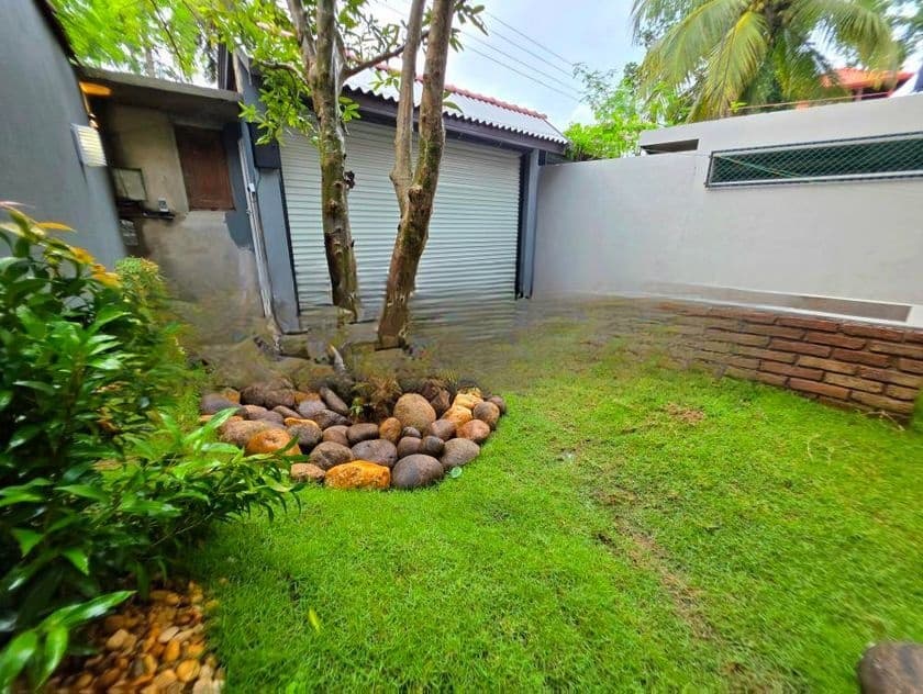Mordern Luxury House For Sale in Piliyandala