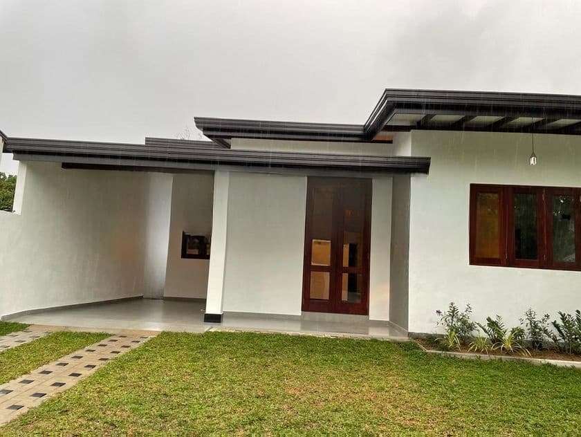 Brand New House for sale Athurugiriya