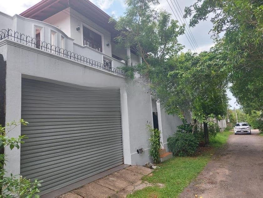 Furnished Two Storey House for Rent Kottawa