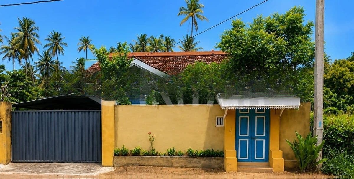 Beautiful House for Sale in Katuwapitiya
