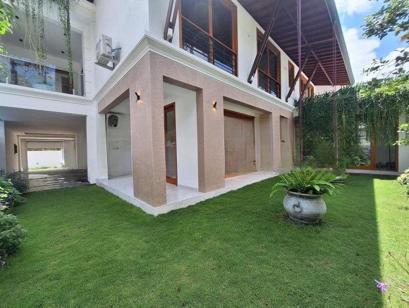 Newly House for Sale in Battaramulla