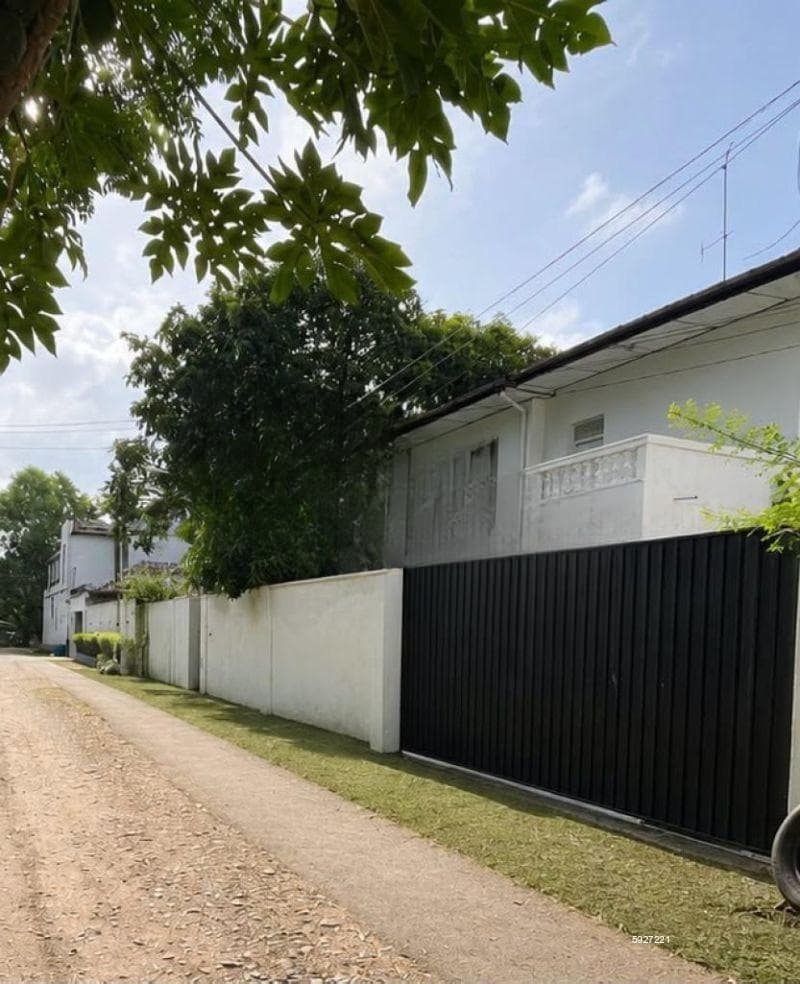 House for sale in Rajagiriya