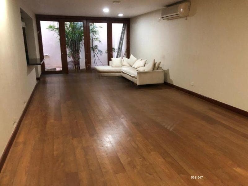 9.7 Perches - House for Sale in Colombo 07 - PDH85