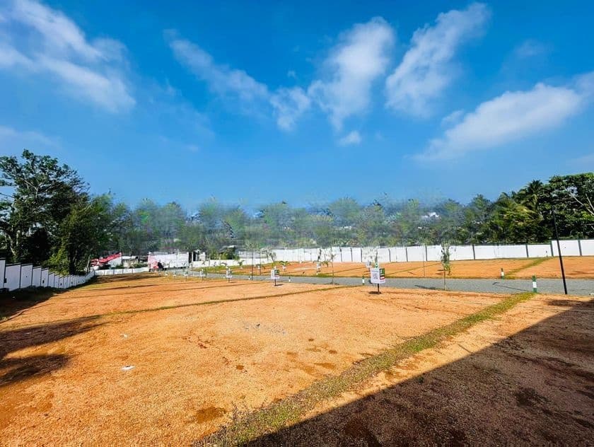 Residential Land Plots for Sale in Athurugiriya