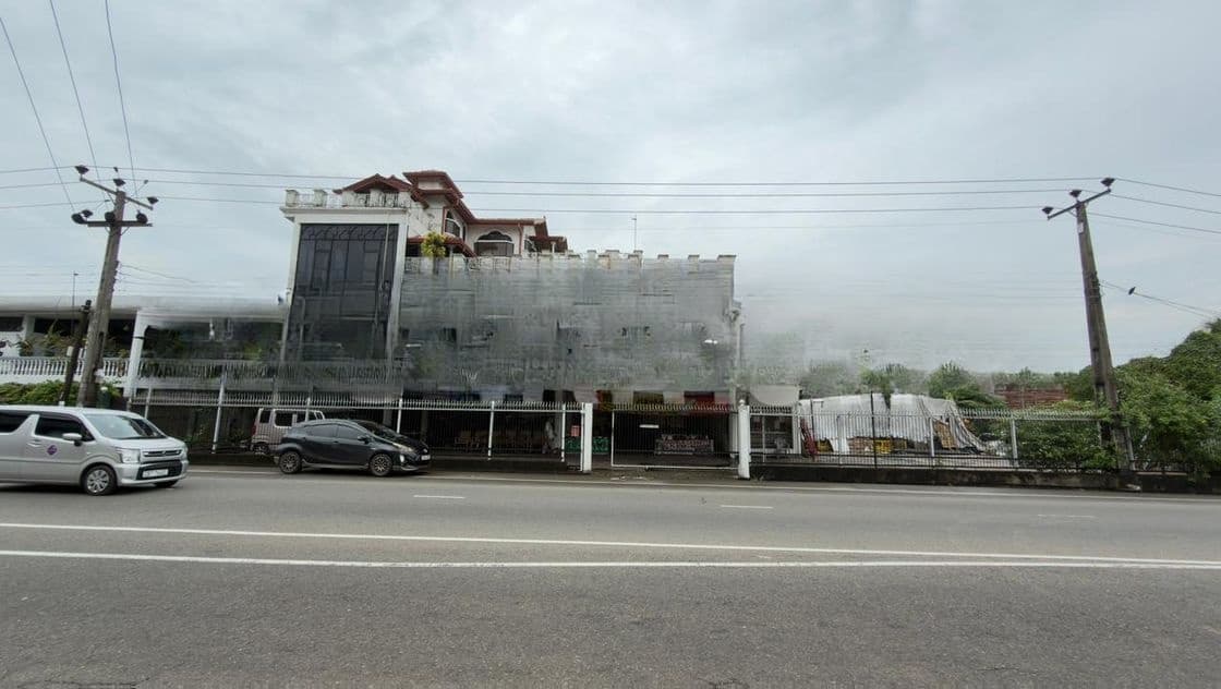 (DC1225) Commercial Building for Sale in High Level Road Homagama