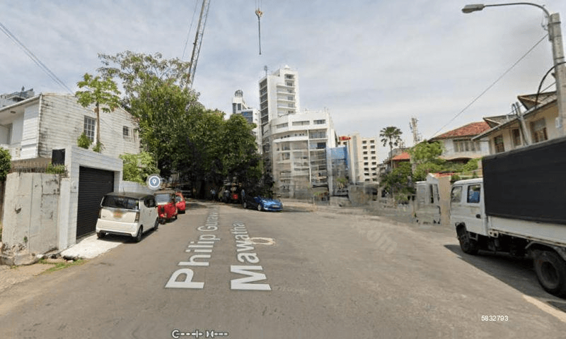 33.57 P Prime Residential / Commercial Land in Colombo 07 | SL11083