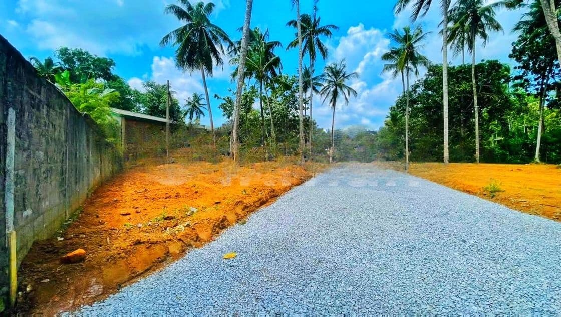 Land For Sale Yakkala Town Limit