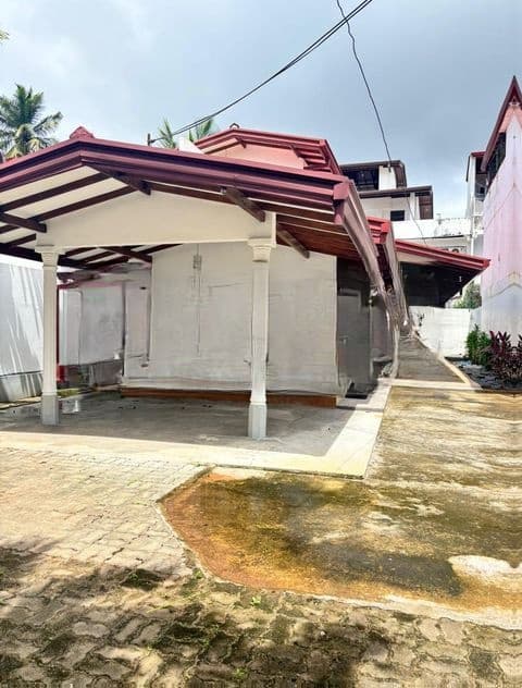 Boralesgmuwa - Two Storied House for Sale