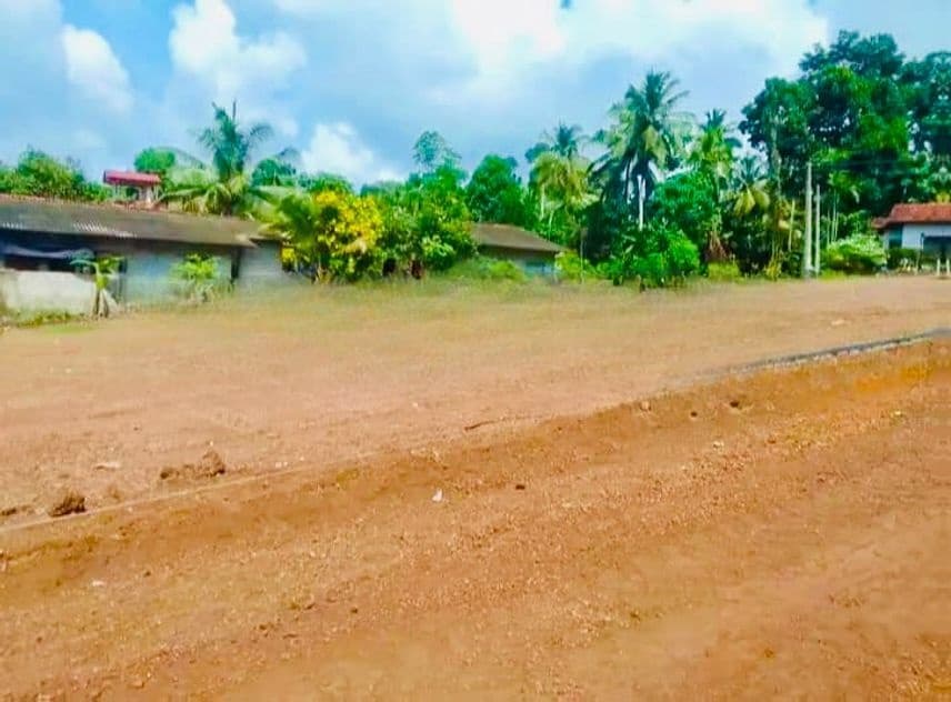 Udugampola Valuable Land for Sale