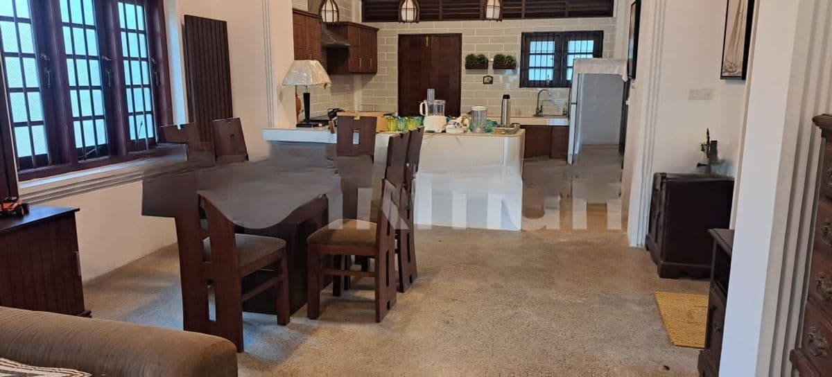 9 Bedroom House for Rent at Mount Lavinia