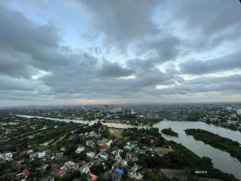 Elements lake view apartment at Elements Rajajgiriya for sale