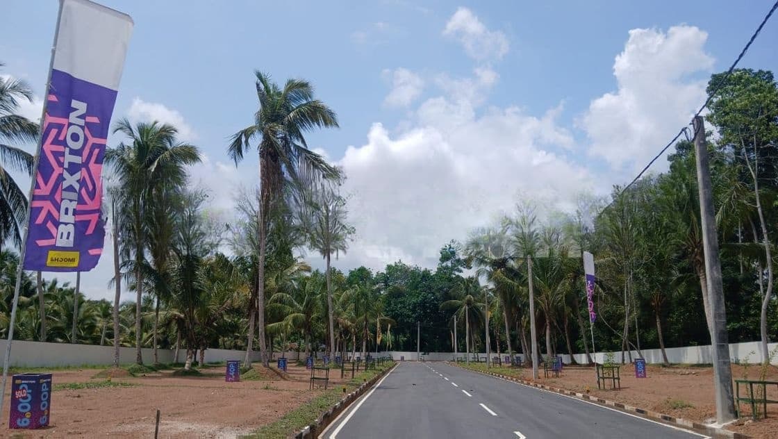 KADAWATHA, KIRILLAWALA The Perfect Plot Awaits You.