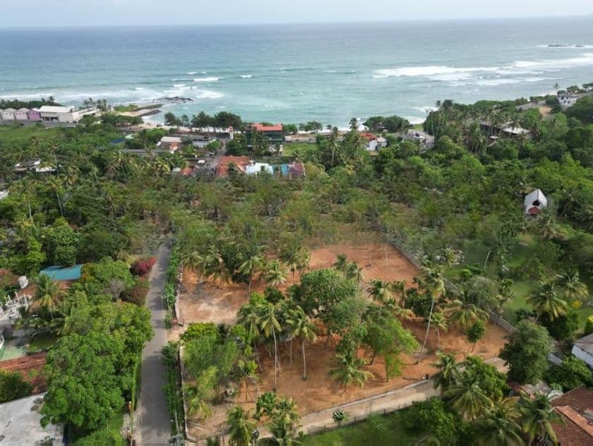 මිදිගම සංචාරක පාරාදීසයෙන් වටිනා බිම්කොටස් විකිණීමට