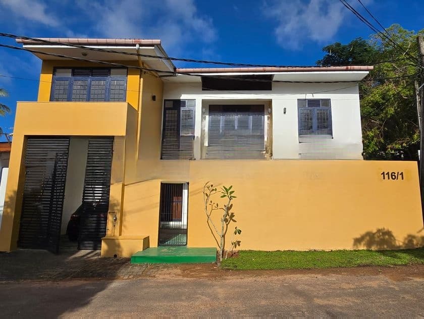 2-Storey House for Sale in Battamulla