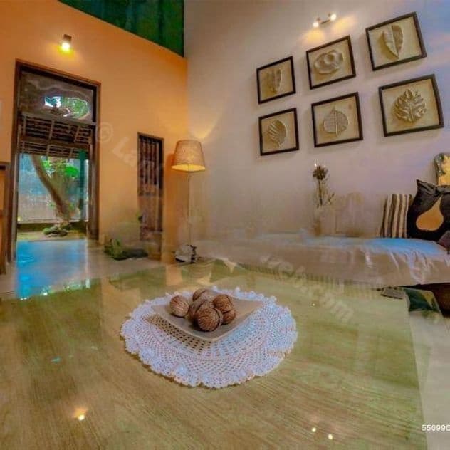Exquisite 4-Bedroom House in Palawatta