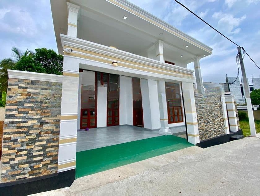 Modern Luxury Quality Valuable House for Sale in Boralesgamuwa