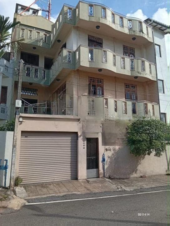 11 Rooms House for Rent in Colombo 6