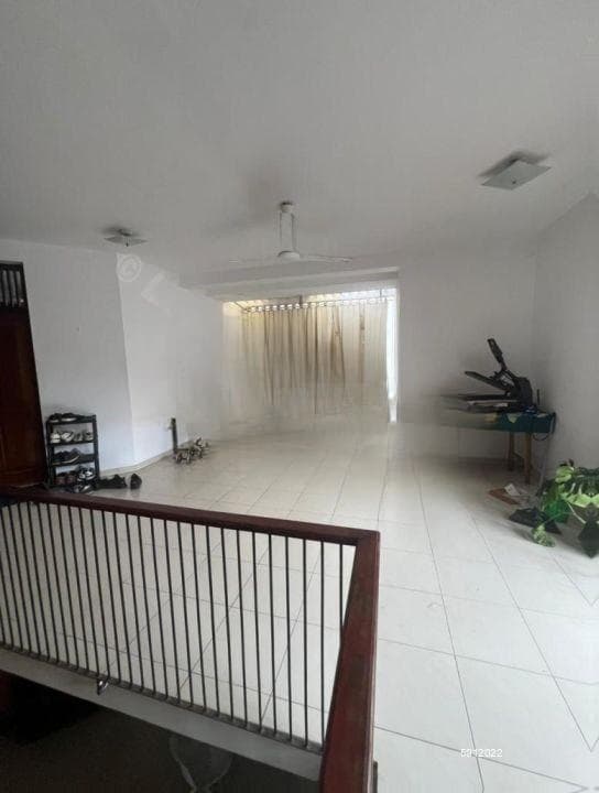 4 Bedroom house for sale in Colombo 5 for Rs. 115 million (nearest offer)