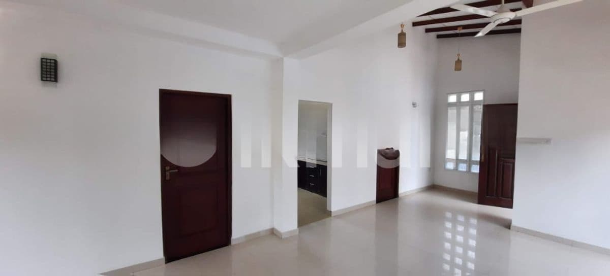 2 Storey House for Sale in Batteramulla (ssph-401)