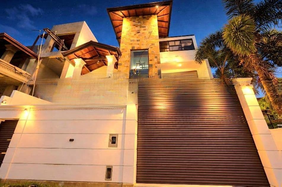 Luxury House For Sale in Piliyandala