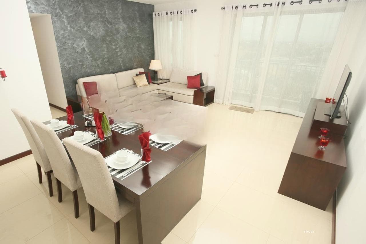 On320 | Colombo 2 | Luxury | Furnished | 3 Bedroom | 360K
