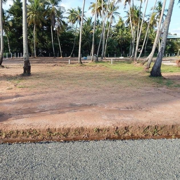 පැල්ලන්දෙණිය හන්දියෙන්ම සුපිරි ඉඩමක්