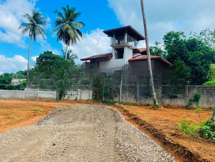 Yakkala Town Under Developing Land for Sale