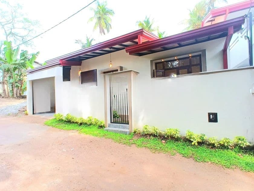 Brand New Architect Designed Home for Sale – Diyagama